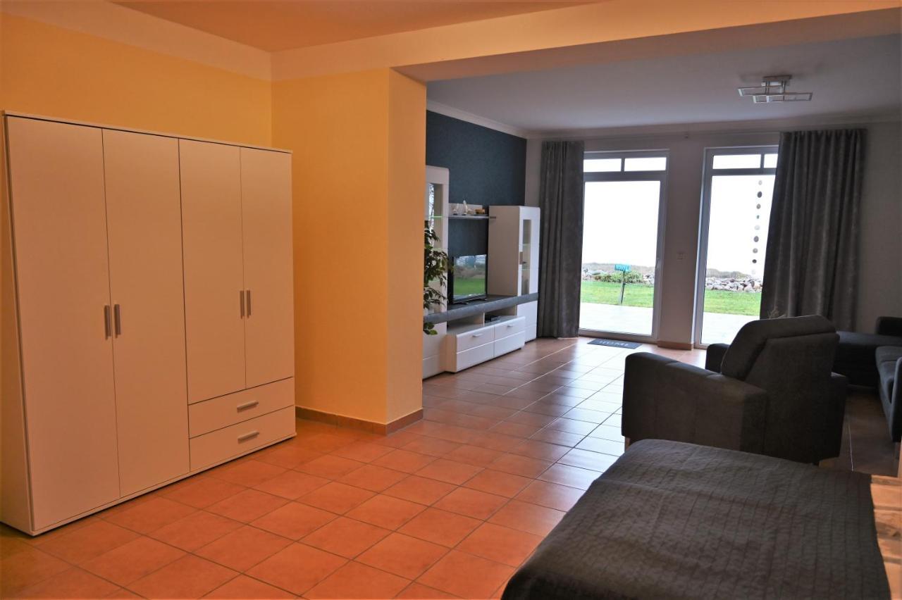 Ferienwohnung Seeblick Waren  Exterior foto